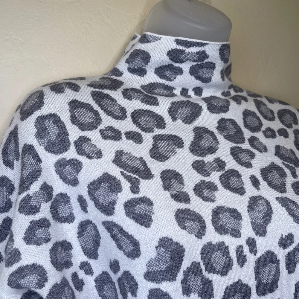 Tahari | Leopard Print Mock Neck Long Sleeve Boxy Cozy Soft Sweater - Picture 5 of 10
